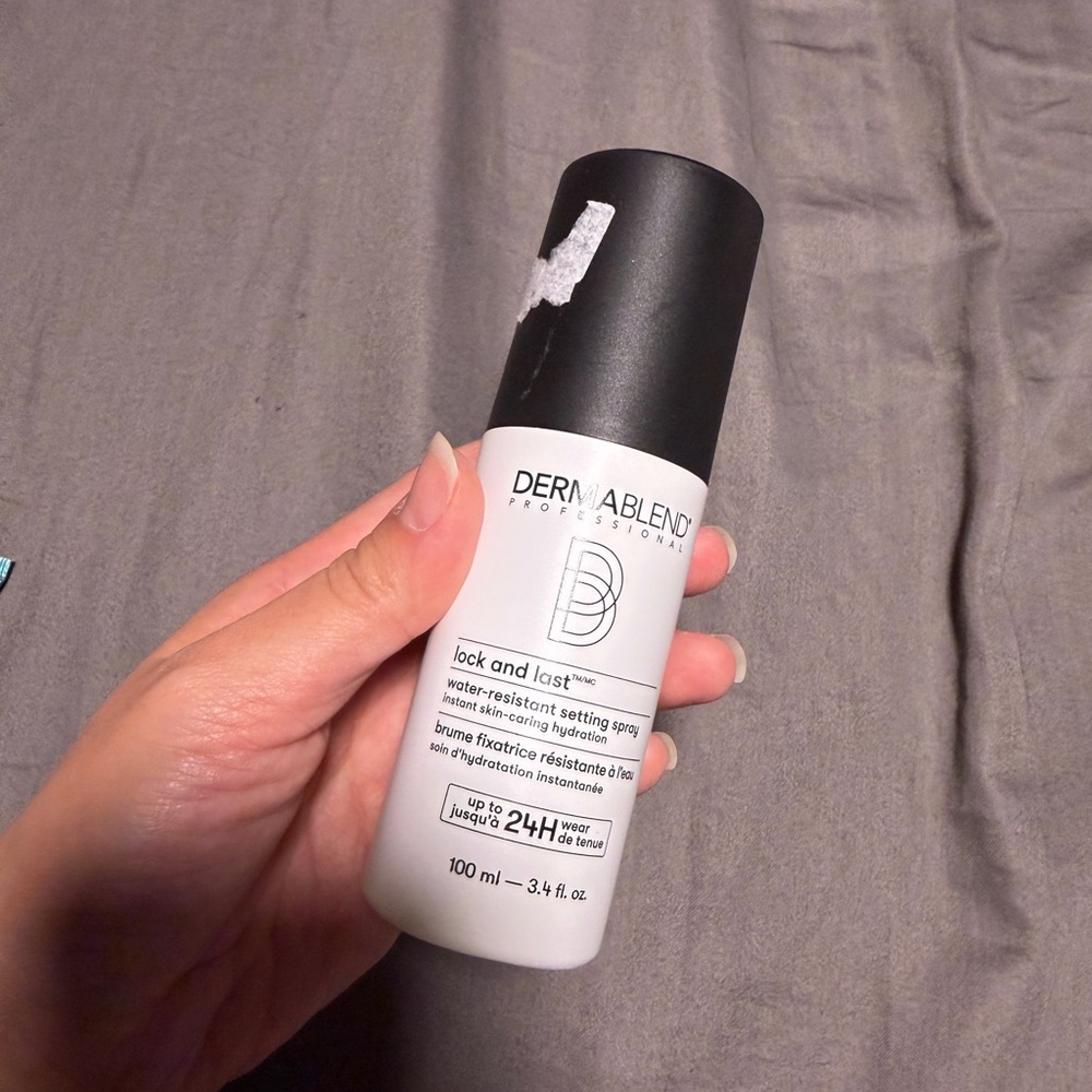 Dermablend Lock and Last Setting Spray - Black and White